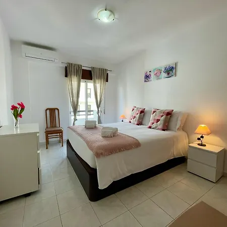 Apartment Casa Prazeres By Real *